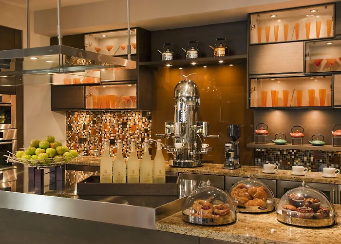 At&T Hotel & Conference Center